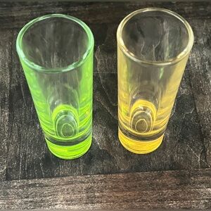 Pair of Heavy Base Colored Shot Glasses Signed "Ciao" Green & Yellow (4")